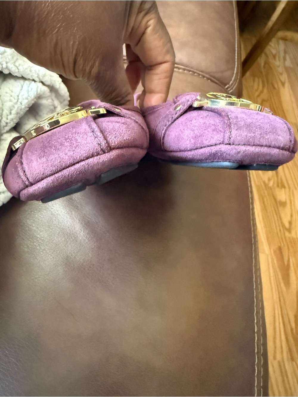 These are Michael Kors Fulton Moc suede flats - Picture 6 of 8